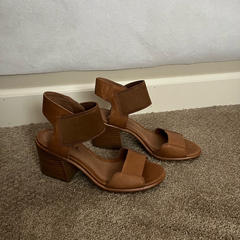 Sorel leather heels
